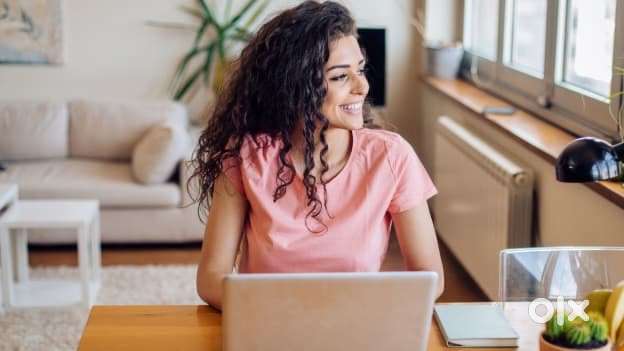 Need a Receptionist For Office Girls Only Urgently