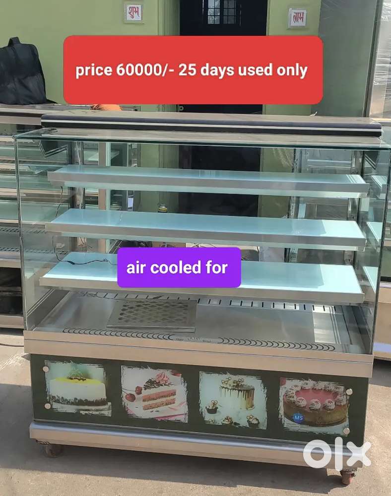 केक मिठाई नास्ता के पुराने कॉउंटर चाइये संपर्क करें