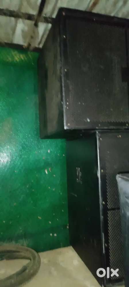 t bass cabinet