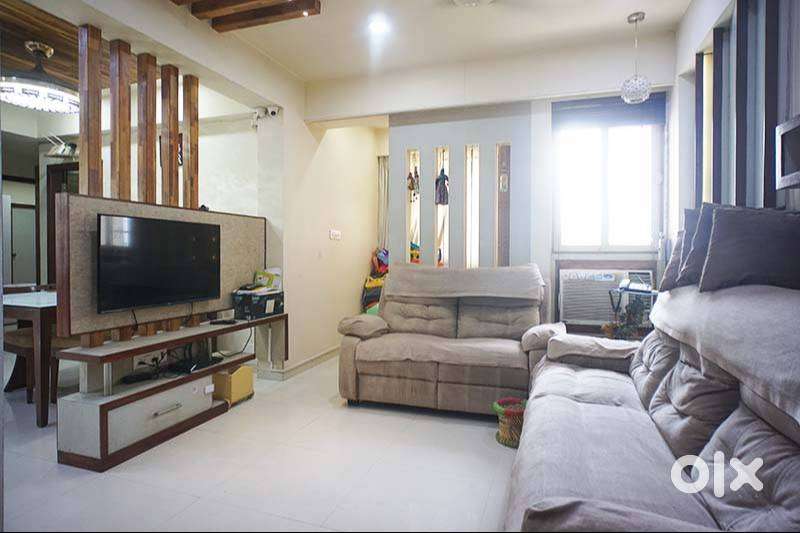 3 BHK Pramukh Paramount For Sell in Kudasan