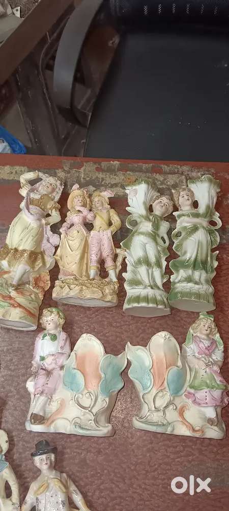 Decorative antics poreceline doll