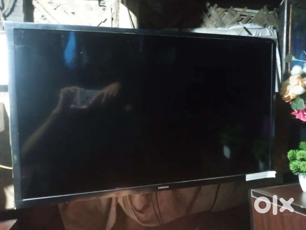 Samsung 32 inch tv smart tv andriod