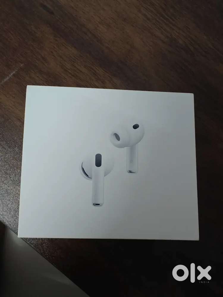 Iphone 17 + Apple Airpods Pro 3 combo with 2 years Apple care
