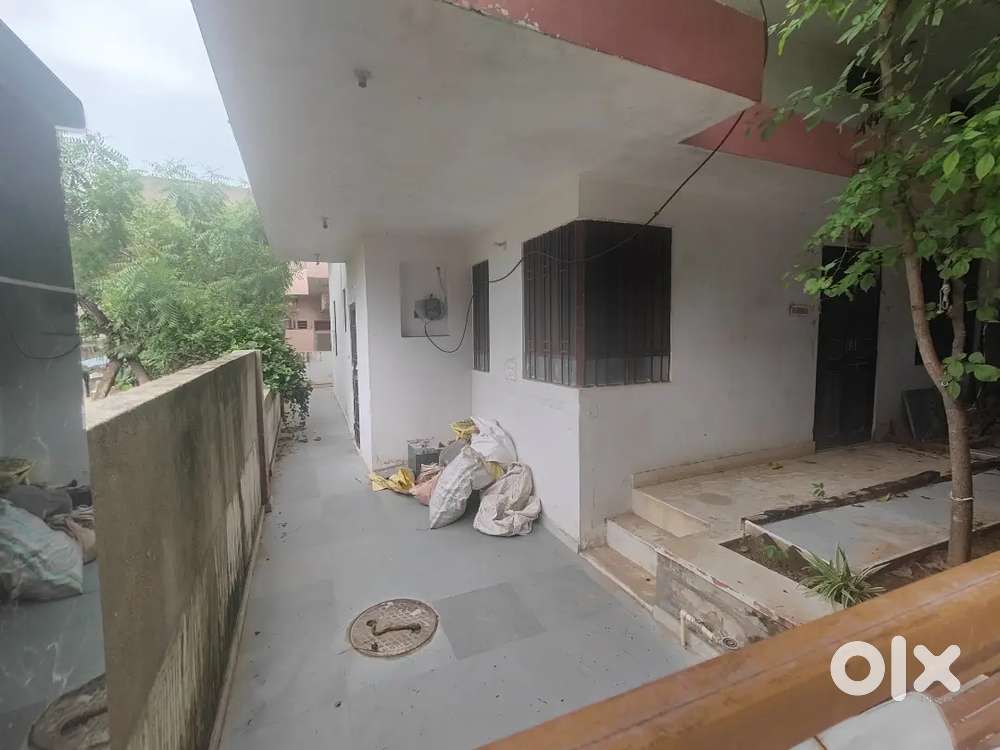 Independent villa in model town prime location,near post office