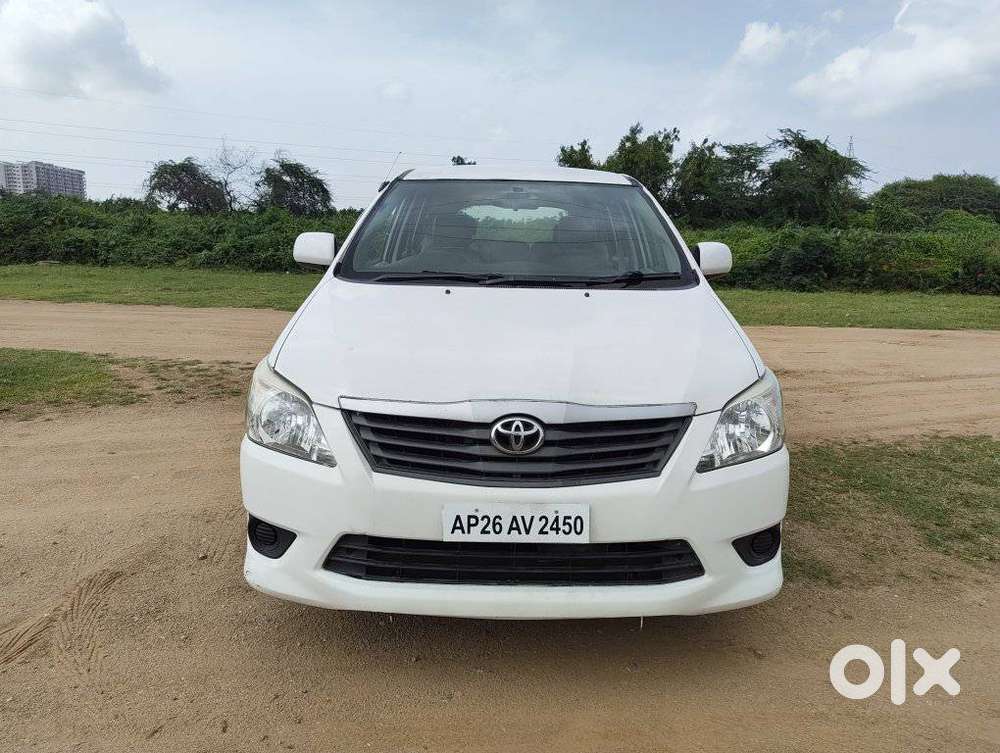 Toyota Innova 2.5 G (Diesel) 8 Seater, 2013, Diesel