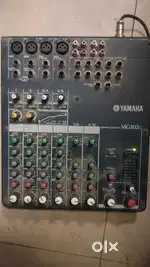 Yamaha mg102c mixing console