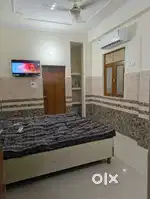 1 RK seperate fully furnished near metro station sector 37