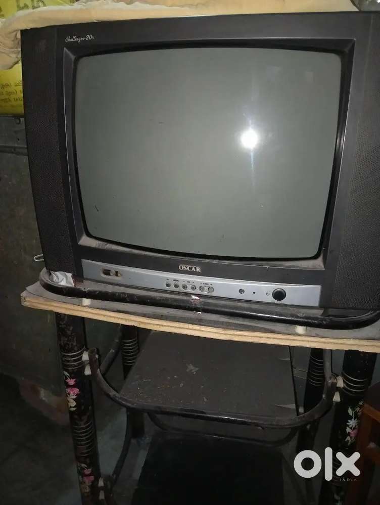 TV set coloured 20 inches at very low price