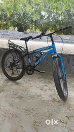 New cycle with double disc brake and gear. All accessories equipped.
