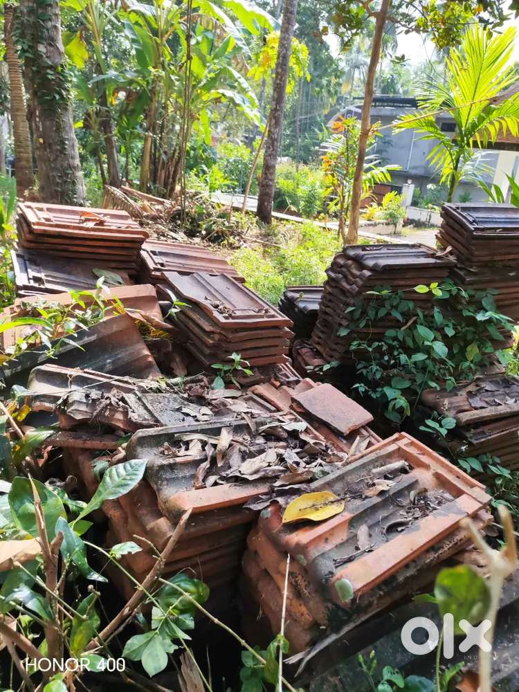 ഓടുകൾ വില്പനക്ക്