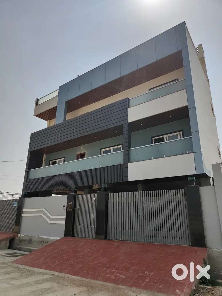 Fully furnished independent flats on rent