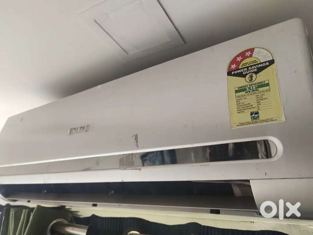 Voltas 4 years old AC