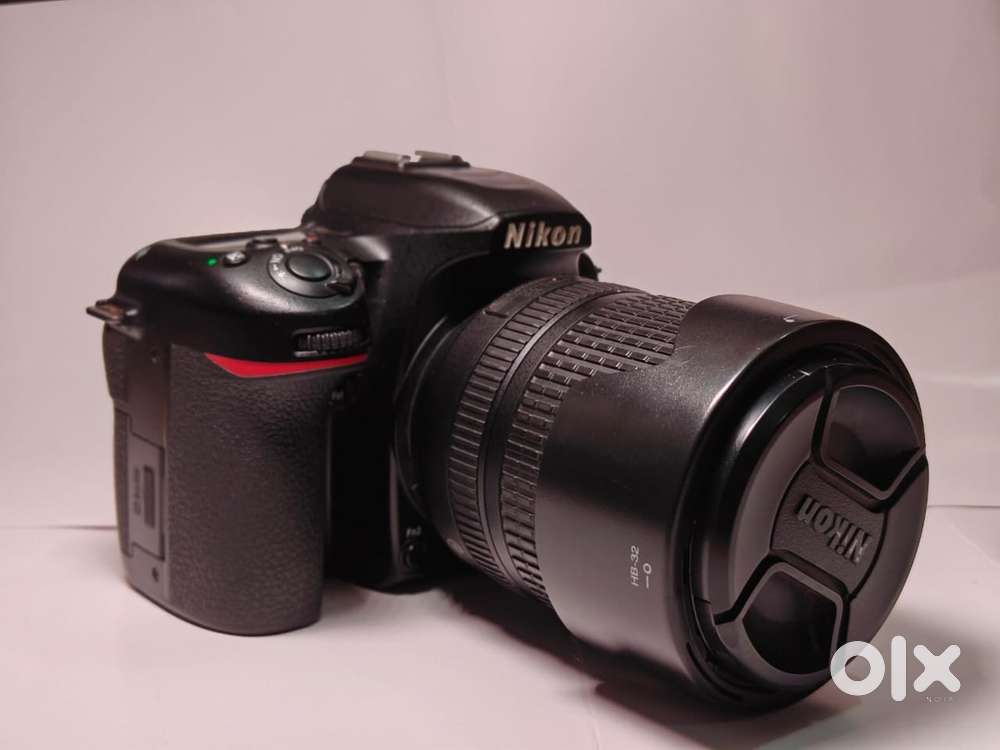 Nikon 7500
