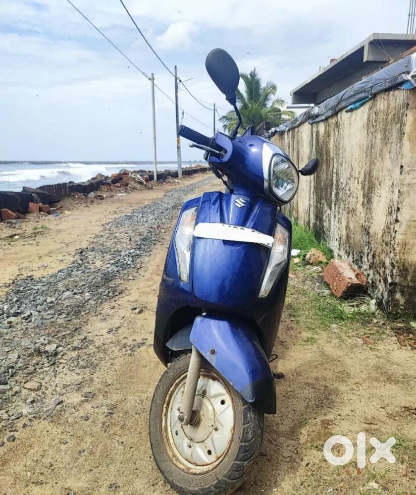 Good condition,good engine, model 2016,new insurance, all peppar clear