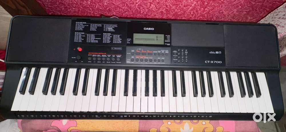 Casio CT-X700 keyboard (Great condition/Unused)