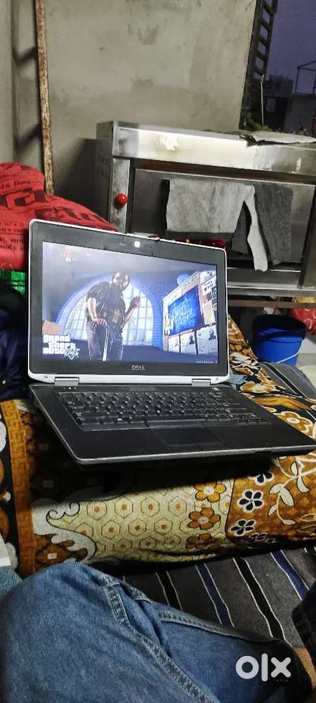 Best gaming laptop i5  8/240 gta v installed