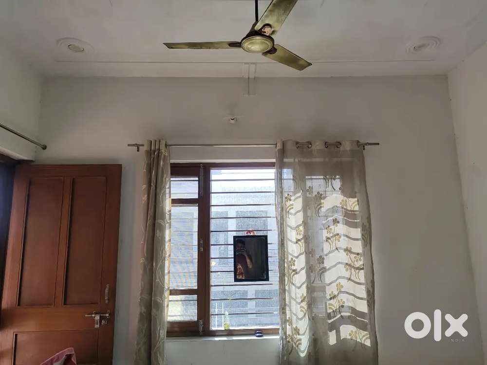 One room in 4 BHK