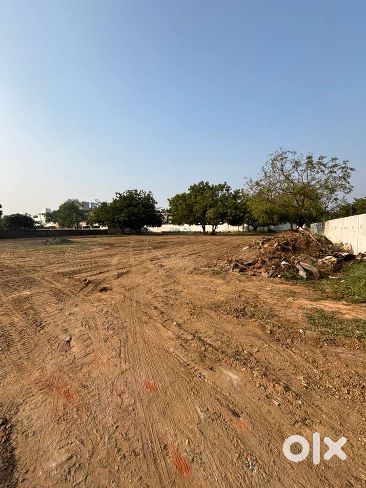 15000 yd. Plot for Rent at VIP Road Shela.