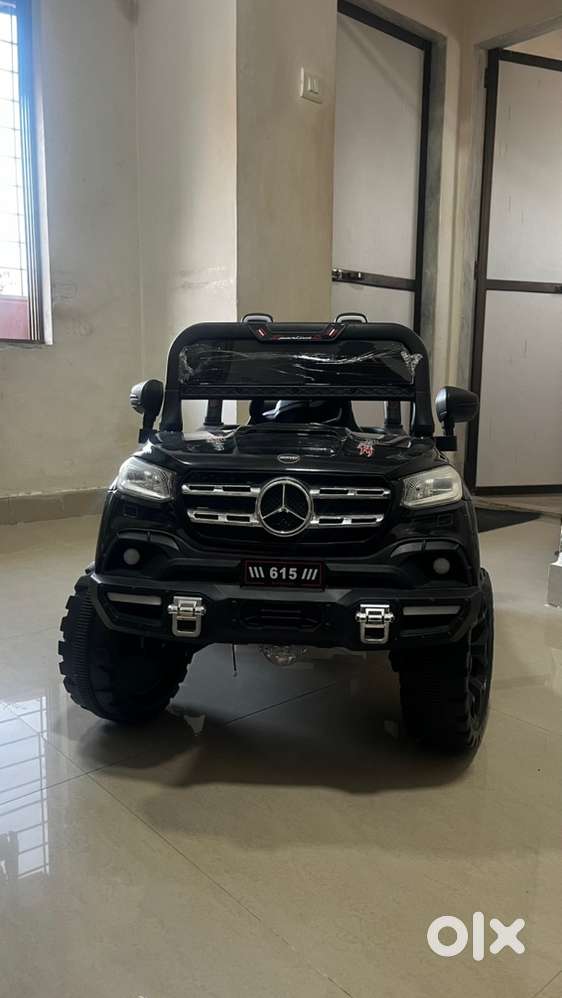 Battery Operated Ride- on Toy Car with Remote Control