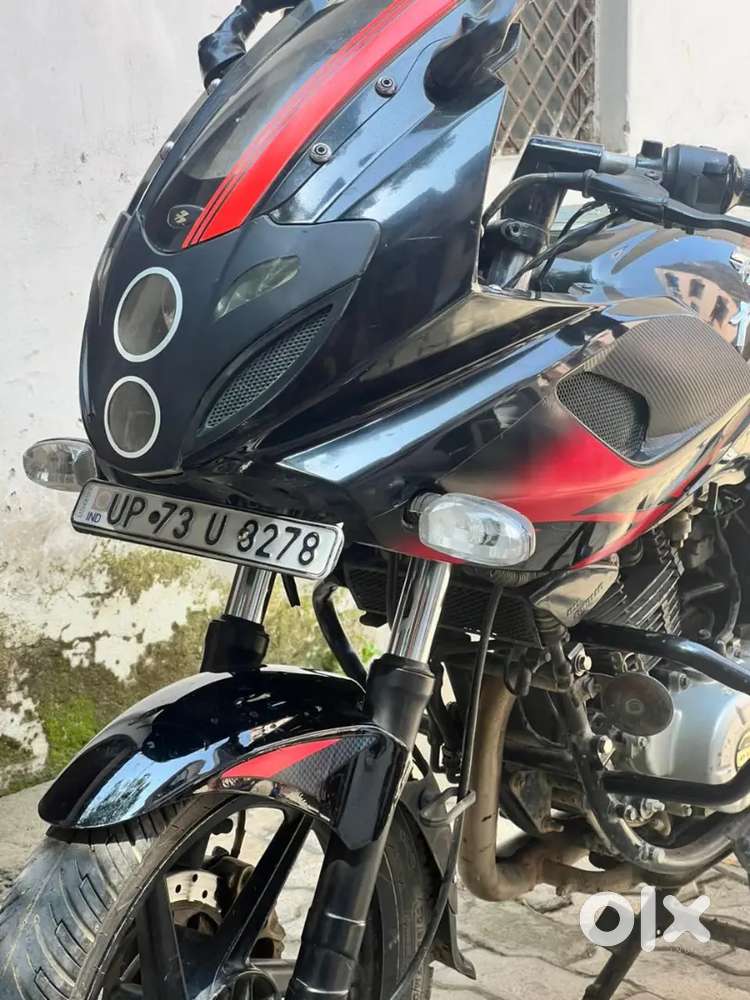 Pulsar 220F