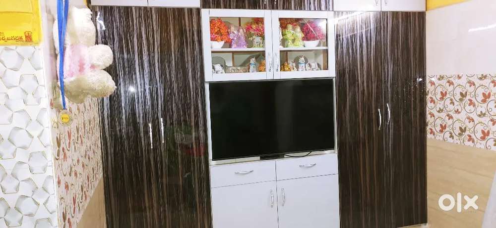 Rakshan wood aluminum work.