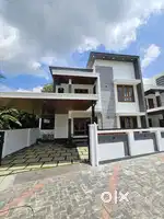 LUXURIOUS 4 BHK VILLA FOR SALE IN ALUVA CHOONDY