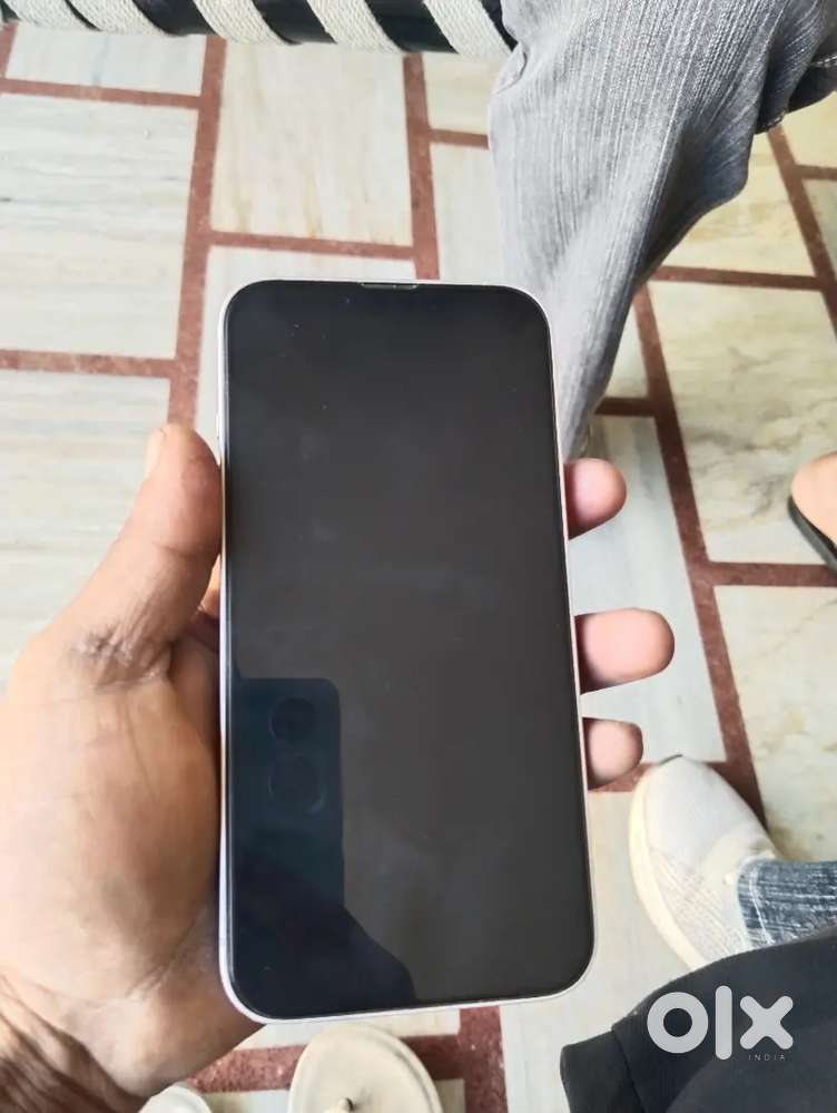 I phone 14 128gb batri halt 84