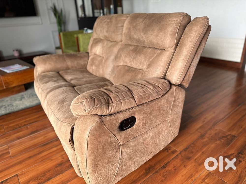 Two seater recliner