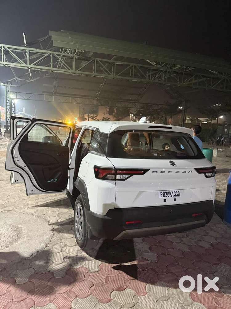 Maruti Suzuki Brezza 2024 Petrol Well Maintained