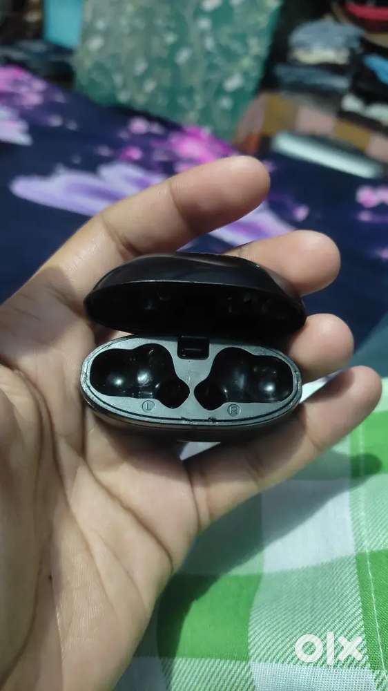 Nirvana Zenith Bluetooth Earbuds  (1 Bud Missing, Fully Working)