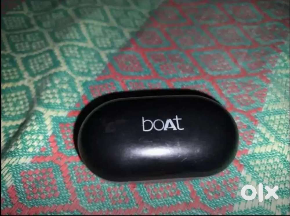 Boat airdopes (Bluetooth wireless earphones)