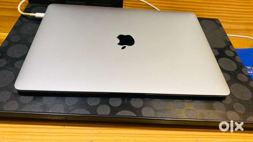 MacBook Air M1