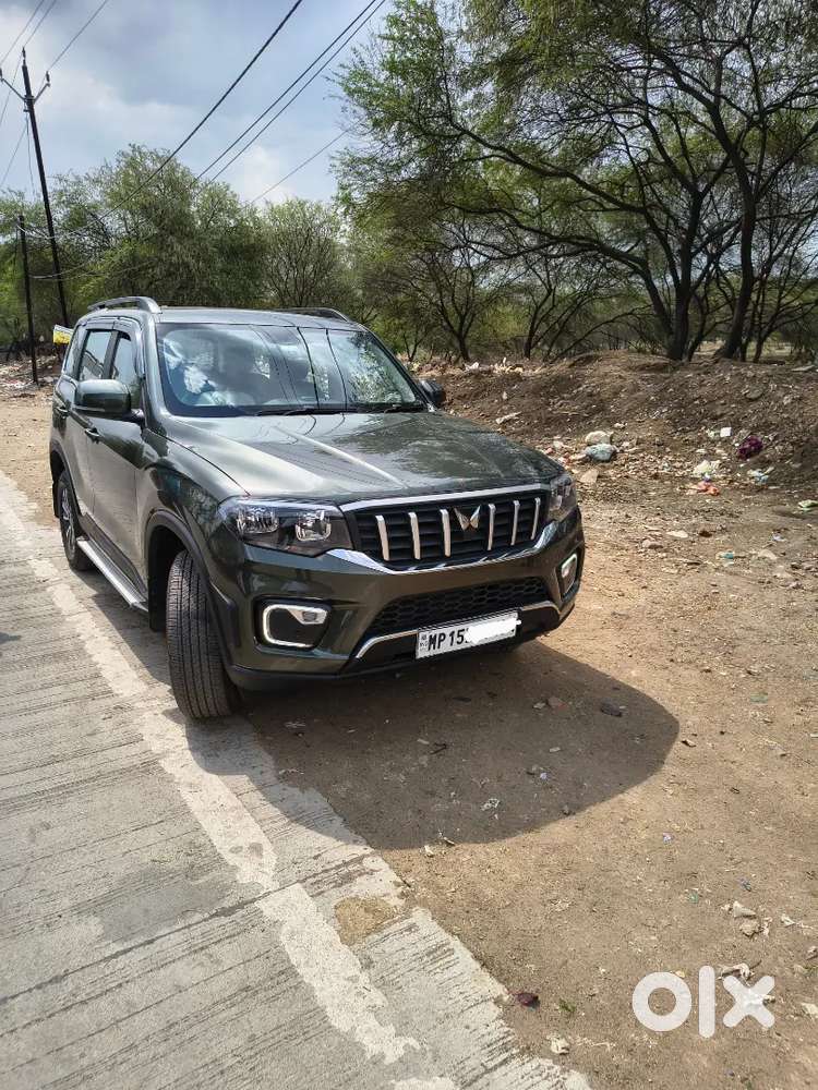 Mahindra Scorpio-N 19500 Km Driven Z4 Petrol Manual