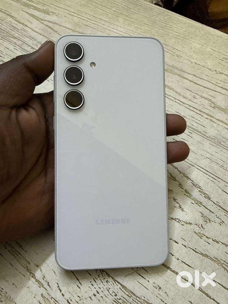 Samsung A35