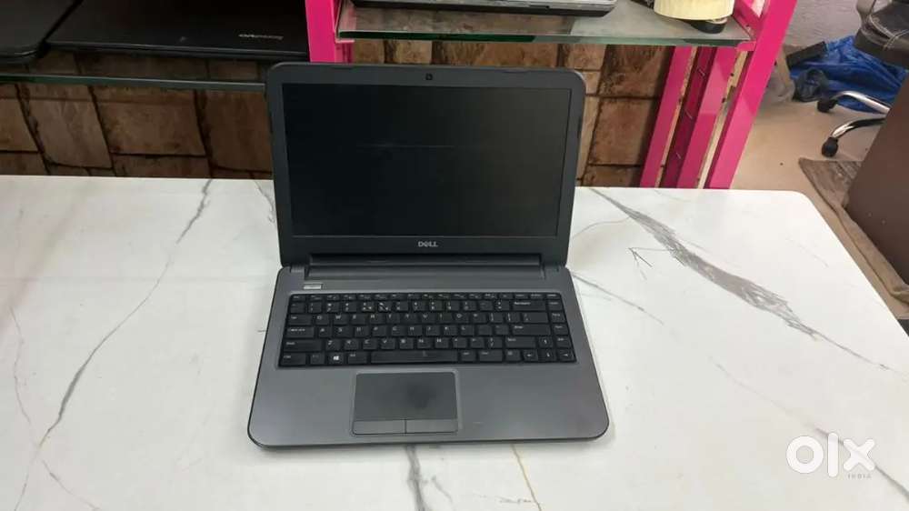 Dell i5 laptop for sell in just 9500 full working with warranty