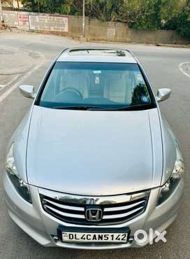 Honda Accord 2.4 Manual, 2012, Petrol