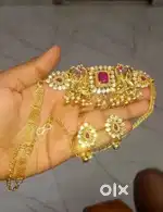 Artificial jewellery