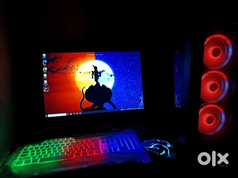 Gaming computer setup