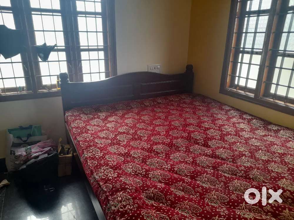 Teakwood Cot with matress