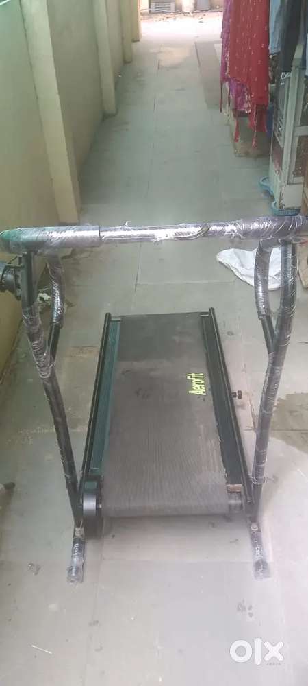 Treadmill selling for urgent indeed and good condition