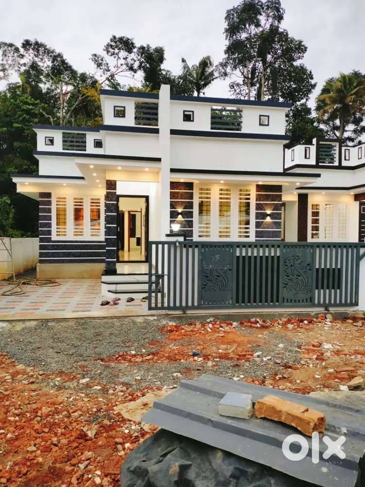 House for sale thattampadi