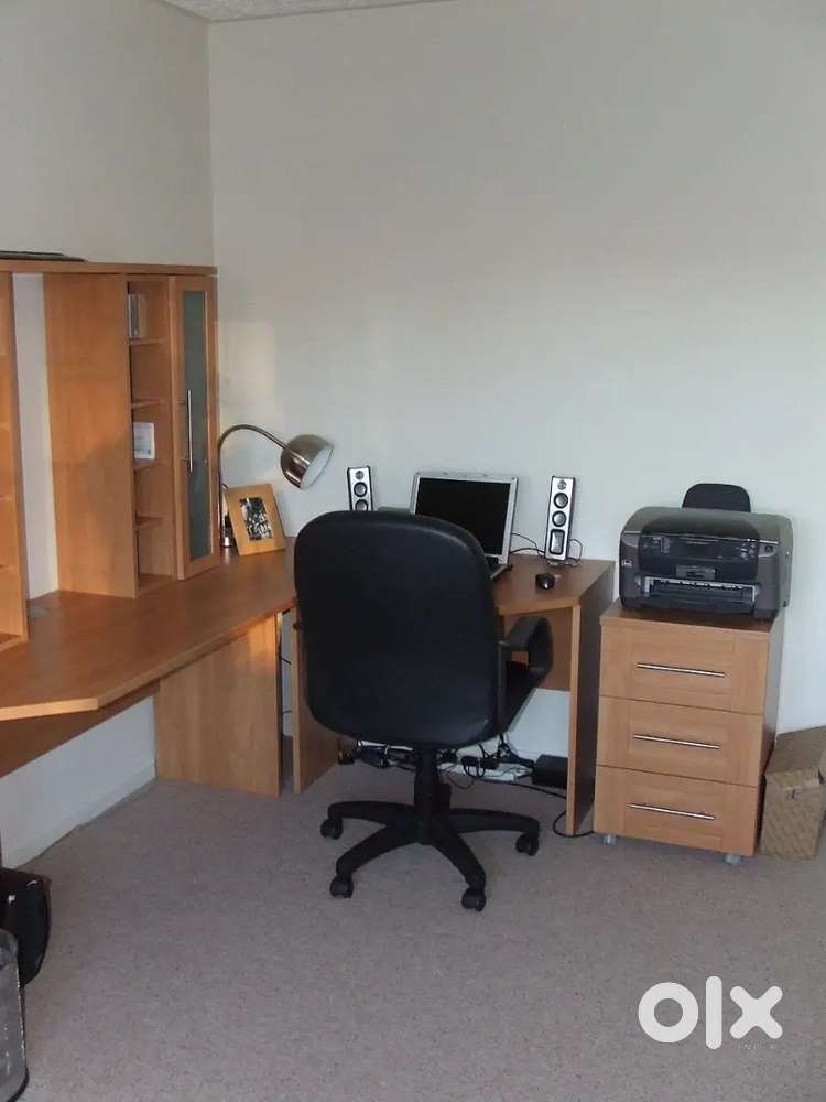 Dynamic and young lady required for our Firm.