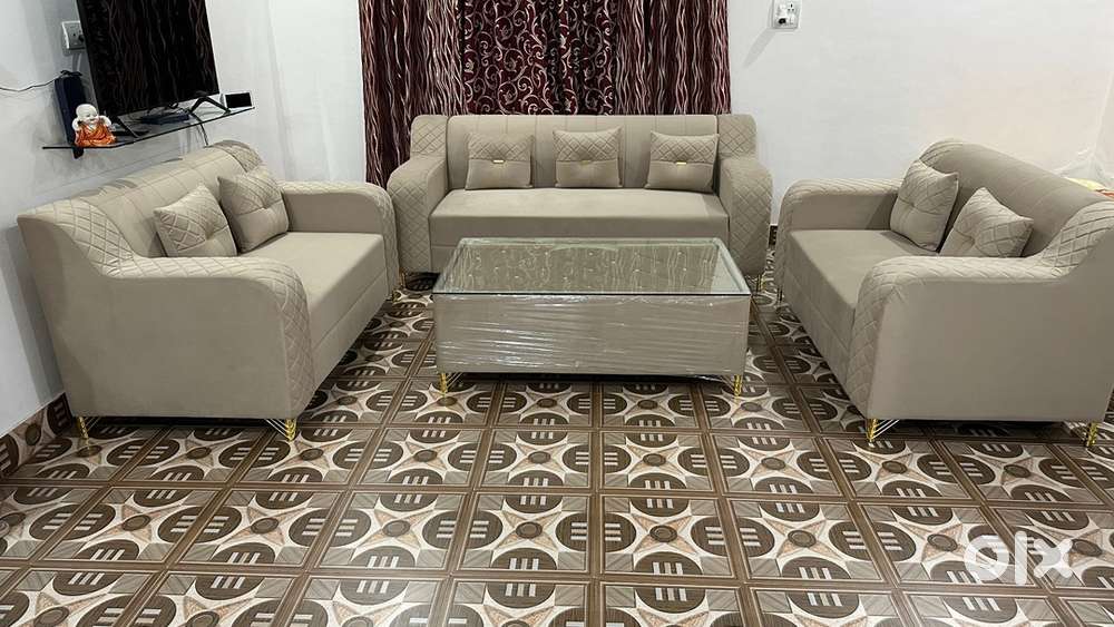 7 Seater Sofa Set with Glass Centre Table