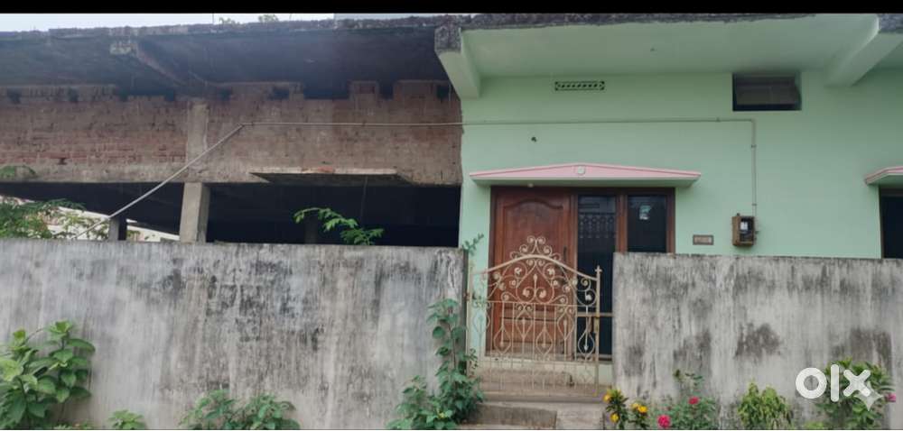 Spacious 2 BHK Independent House on HUGE 311 Sq Yd Plot! Rajahmundry