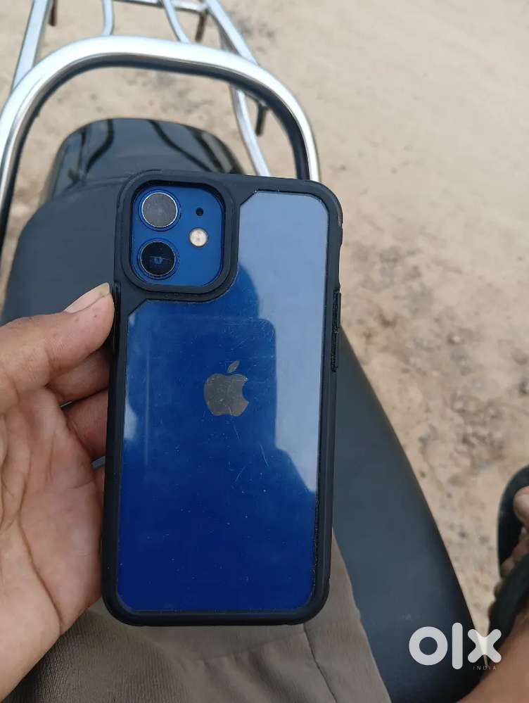 I phone 12 mini 5g (128gb storage)