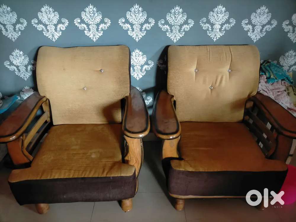 5 Seater Sofa for sell