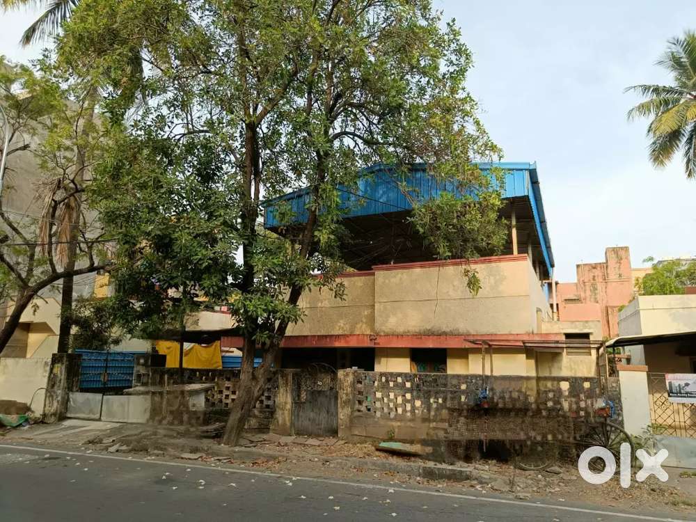 Land with old building for sale in Alwarthiru nagar