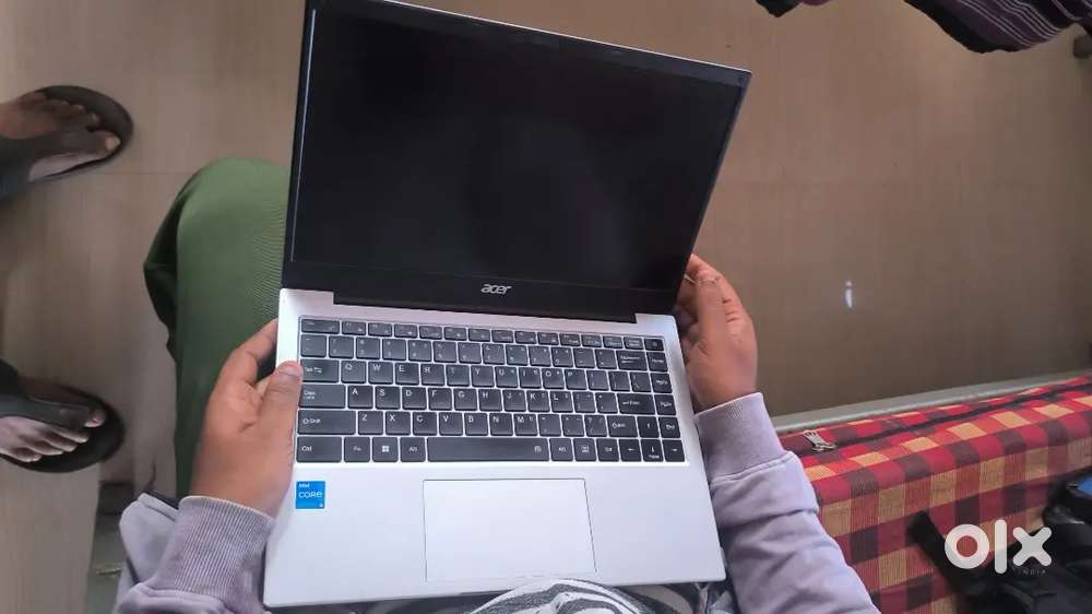Acer one14 i5 11th 16/512