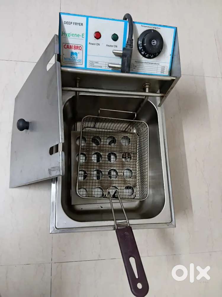 Deep Fryer and Potato twister machine