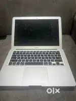 MacBook Air, Apple laptop display